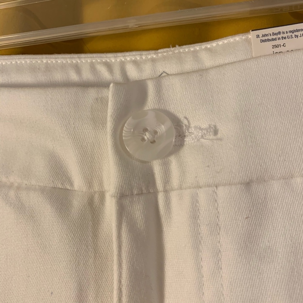 Bermuda Mid Rise Shorts - Picture 3 of 4